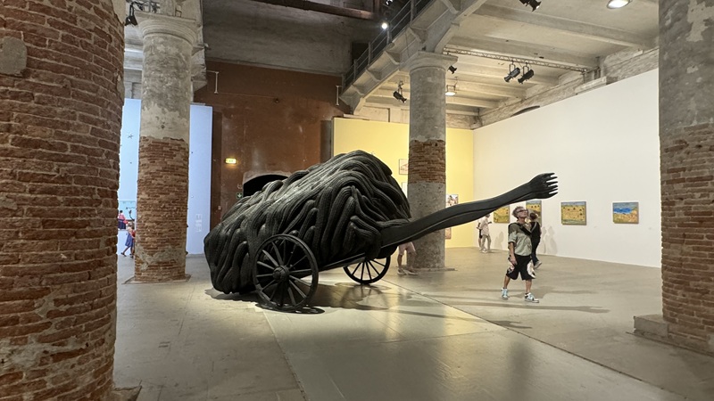 Extranjeros por todas partes. Venezia. Venecia. Italia. Arte
